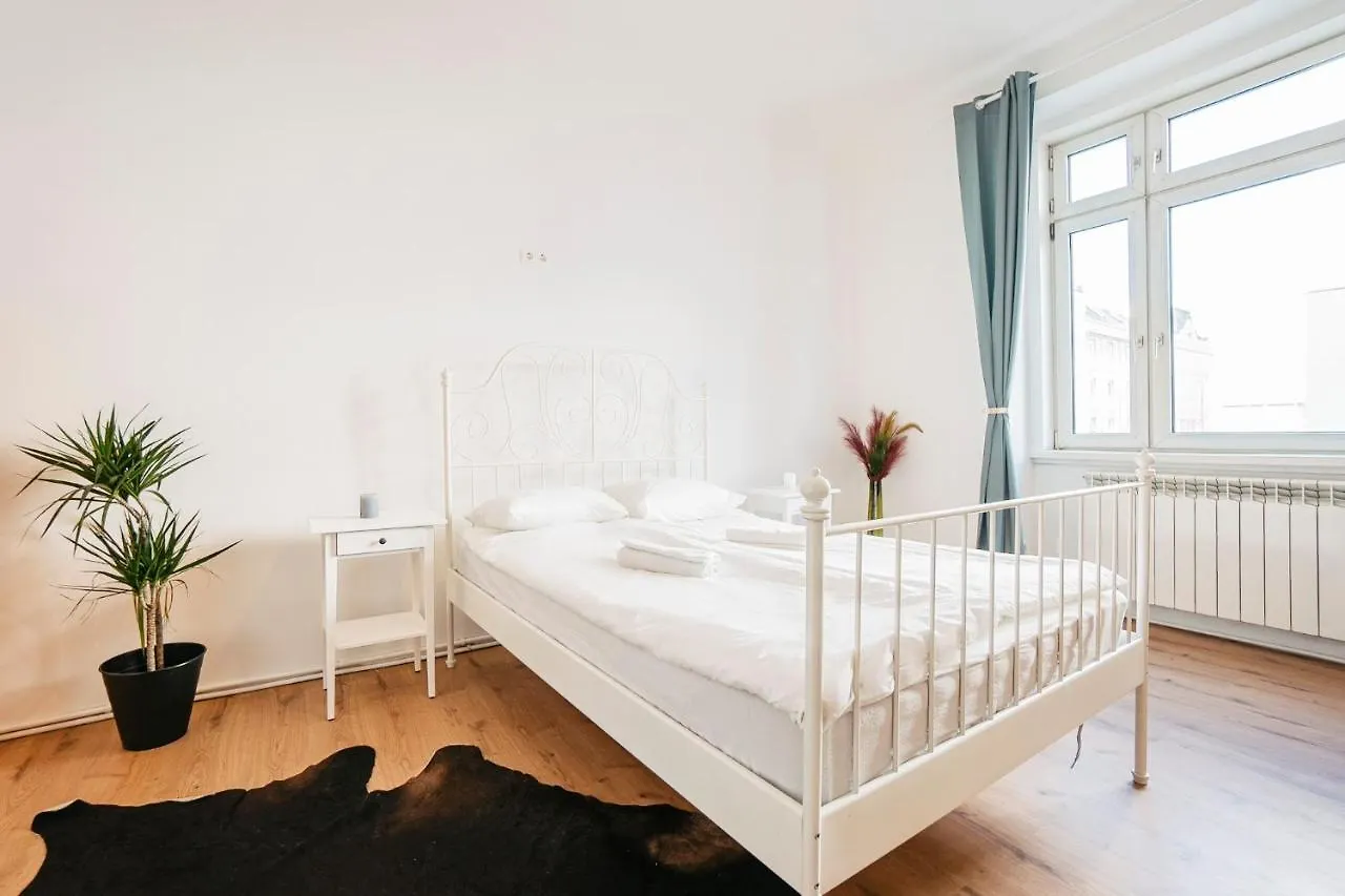 Coupledream - 10Min To City Center! Vienna 0*,